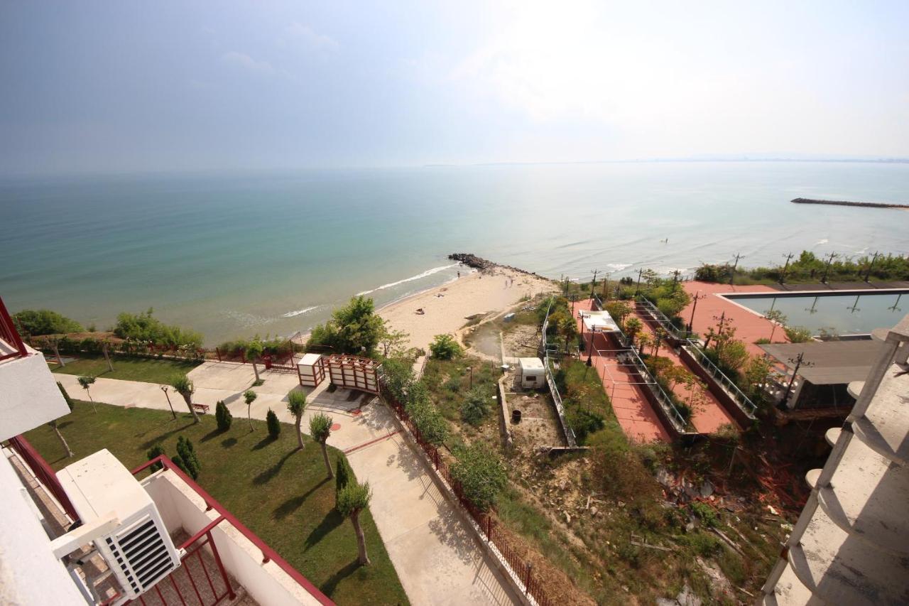 Fort Noks - Menada Apartments Свети-Влас Экстерьер фото