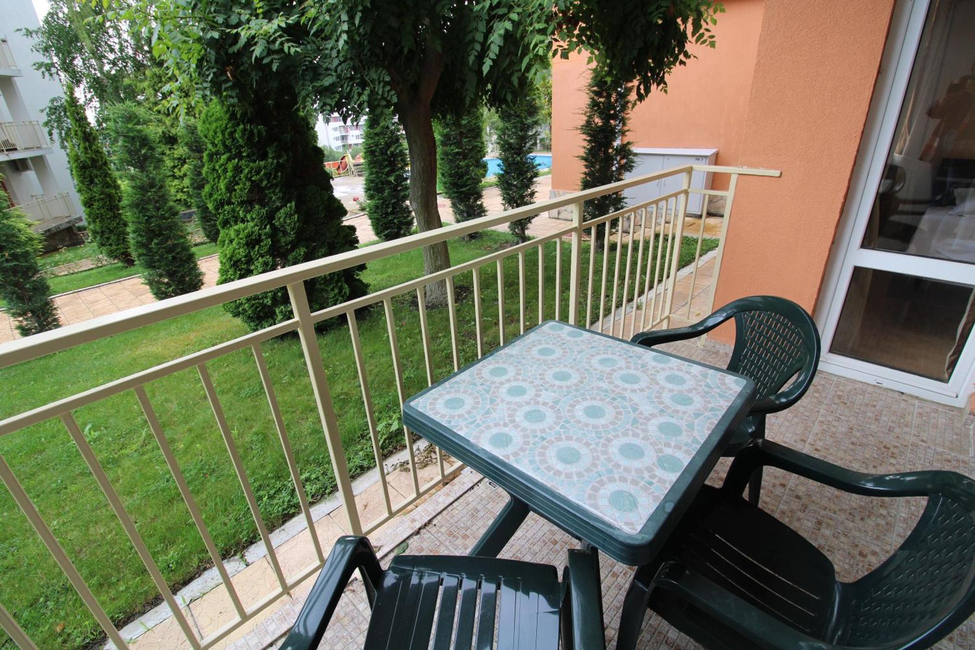 Fort Noks - Menada Apartments Свети-Влас Номер фото