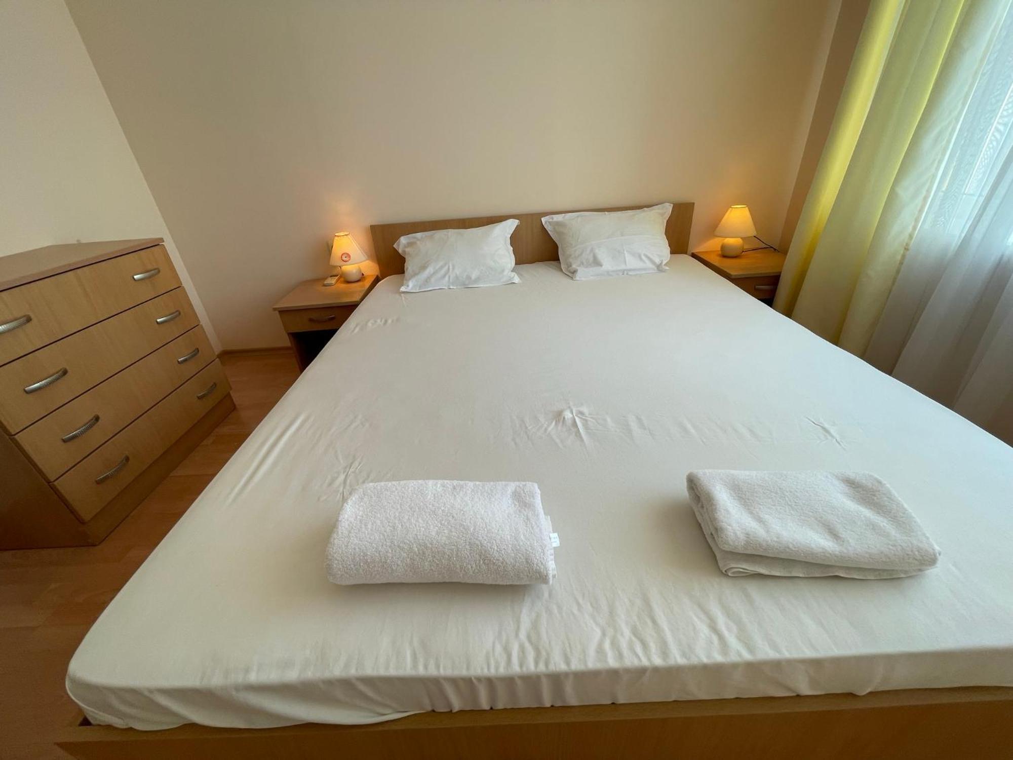 Fort Noks - Menada Apartments Свети-Влас Номер фото